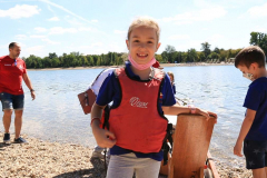 135A6832.00_21_33_06.Still031