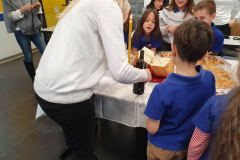 vino-i-slavski-kolac